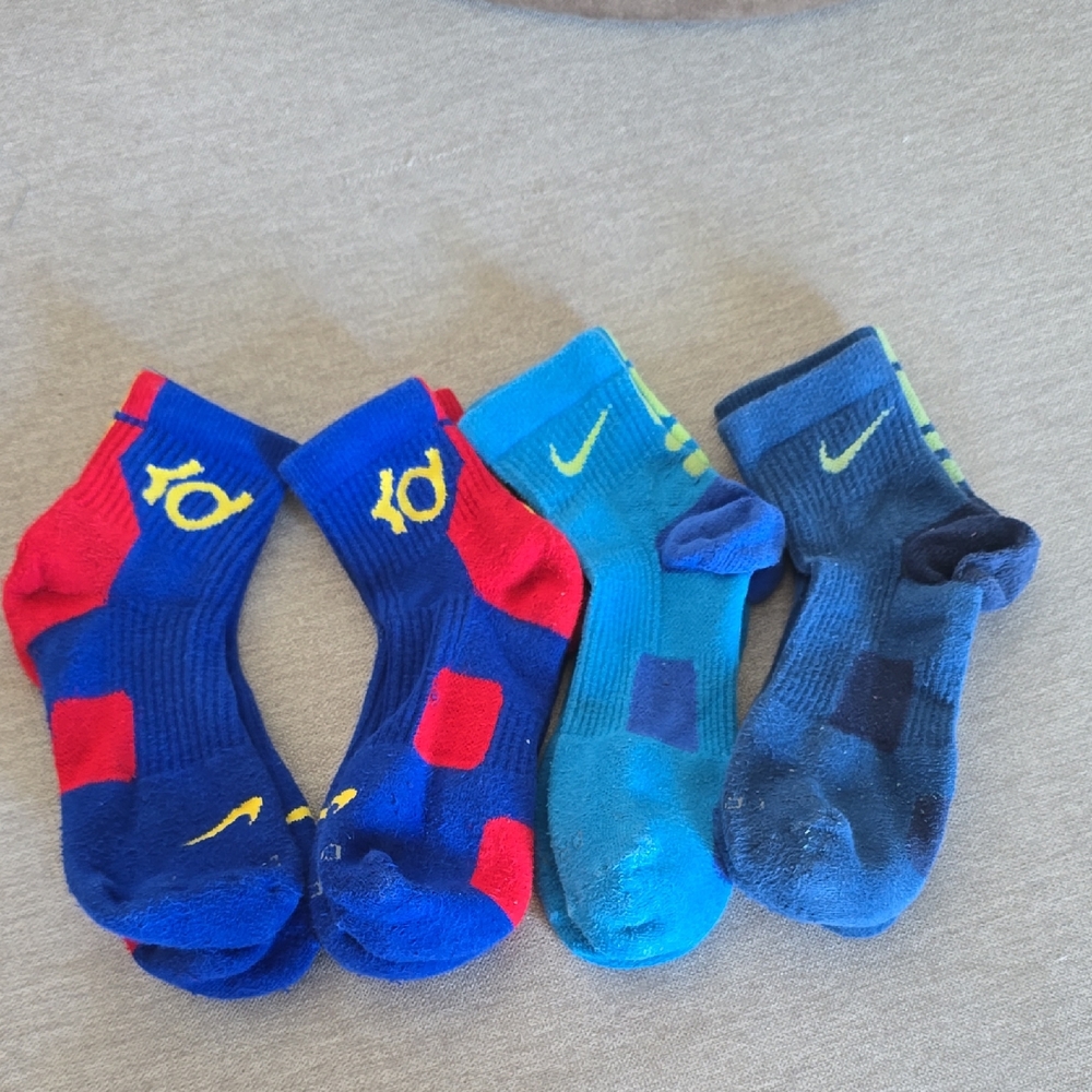 Nike Men's Quarter Cut KD Elite Sock Bundle